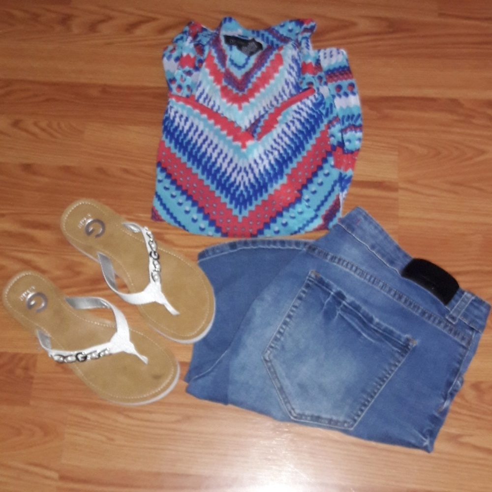 Lot (2) top & Jean shorts ,complete summer outfit